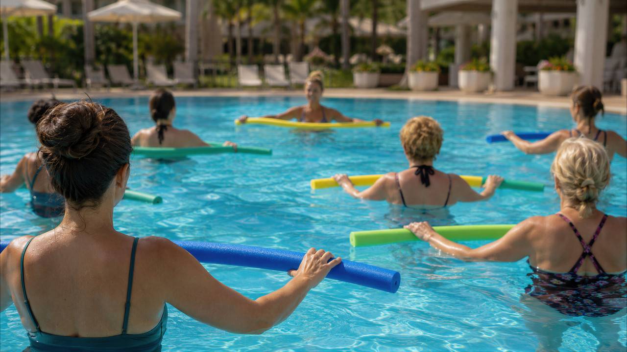AquaFitness im Freibad