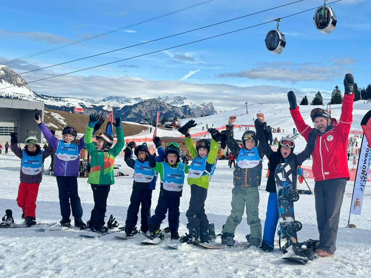 Snowboard Schweizer Ski- und Snowboardschule Zürich
